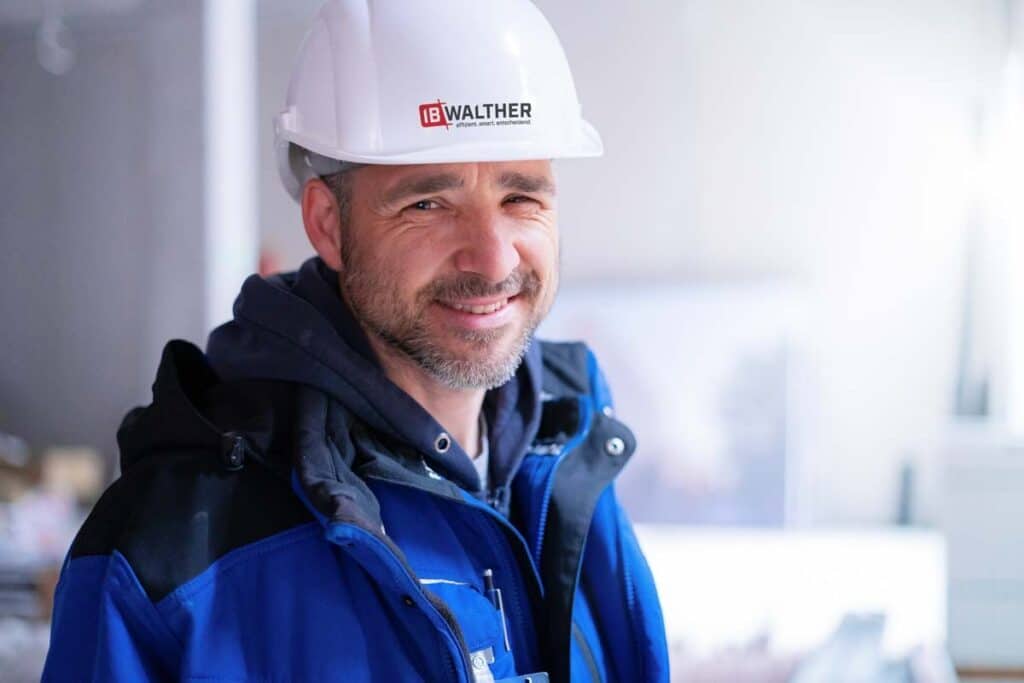 Mitarbeiterfoto einer Baufirma in Berlin durch Businessfotograf Sascha Hoecker