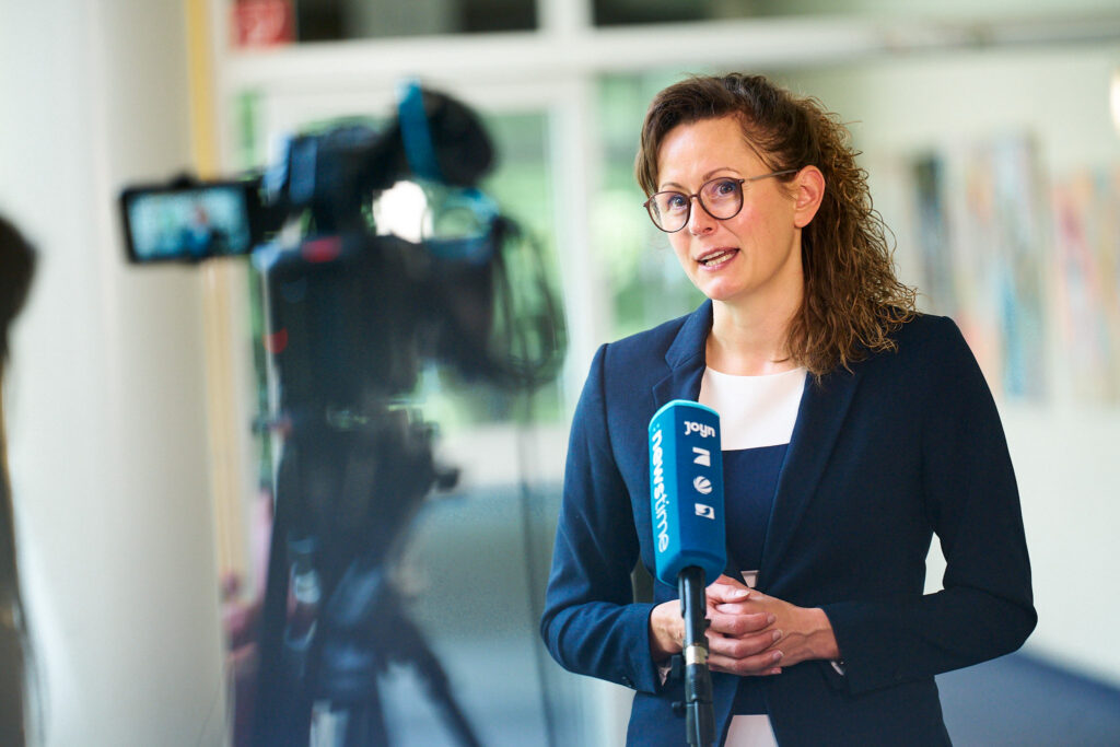 Hanka Mittelstaedt im Interview auf der Verbraucherschutzministerkonferenz 2026 in Potsdam